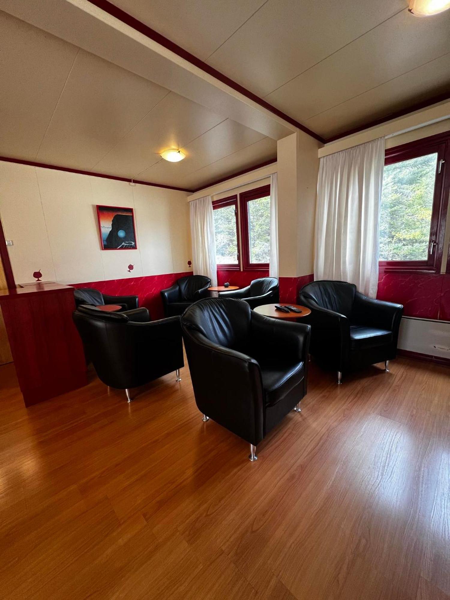 Guesthouse Svartiskogur Egilsstathir Exteriér fotografie